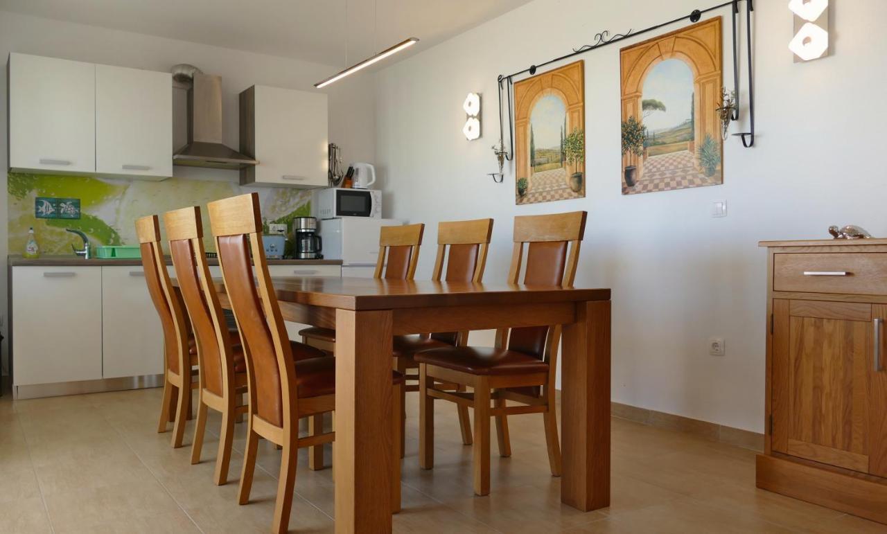 Apartments Le Mare - Pool, Sandstrand, Meerblick, W-Lan, Grill Privlaka  Luaran gambar